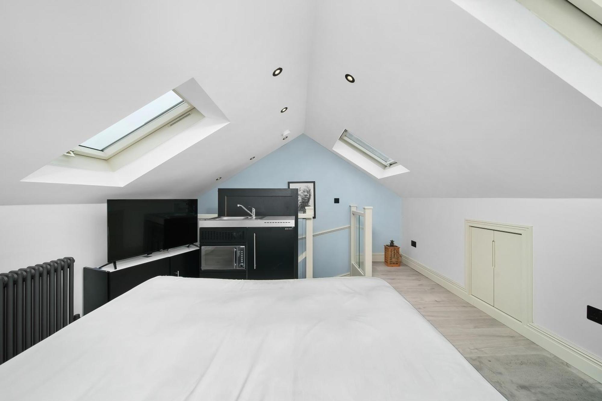 Nine Elms Modern Studio Apartments London Exterior photo