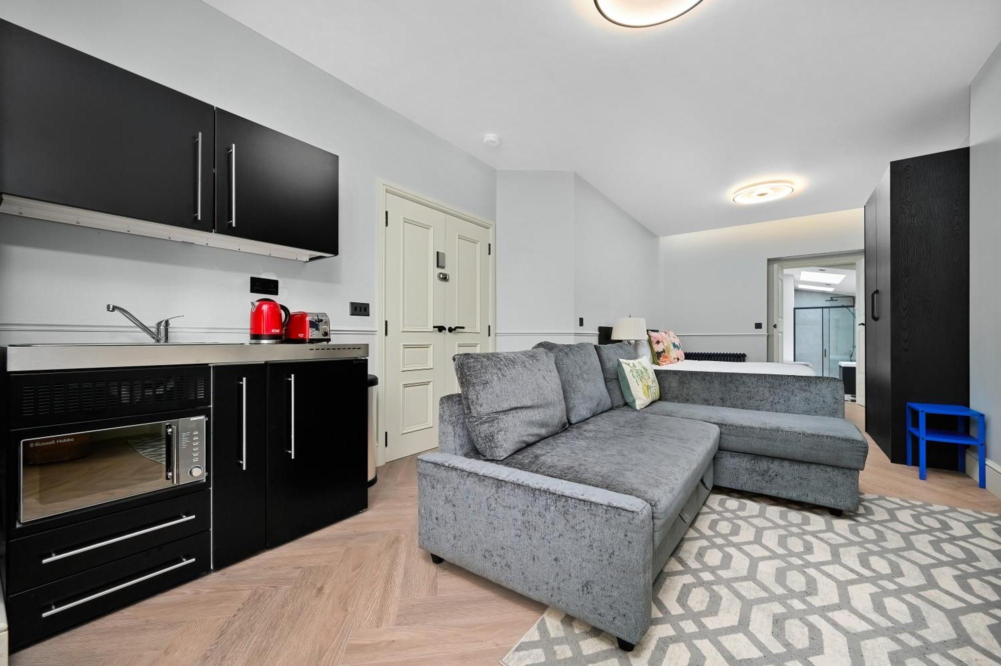 Nine Elms Modern Studio Apartments London Exterior photo